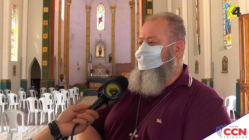 Padre Silvano da Catedral de União da Vitória está hospitalizado com  Covid-19. Quadro de saúde é grave e inspira cuidados - Canal 4 TV