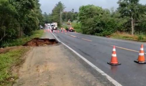 BR-280 está totalmente interditada entre Mafra e Três Barras