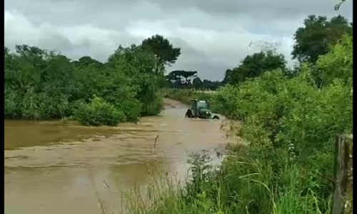 Homem morre ao cair em areia movediça em Passos